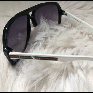 Gucci Aviator Sunglasses GG 1622
